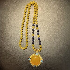 Elegant premium Yellow jade and Blue lapis Beaded Necklace